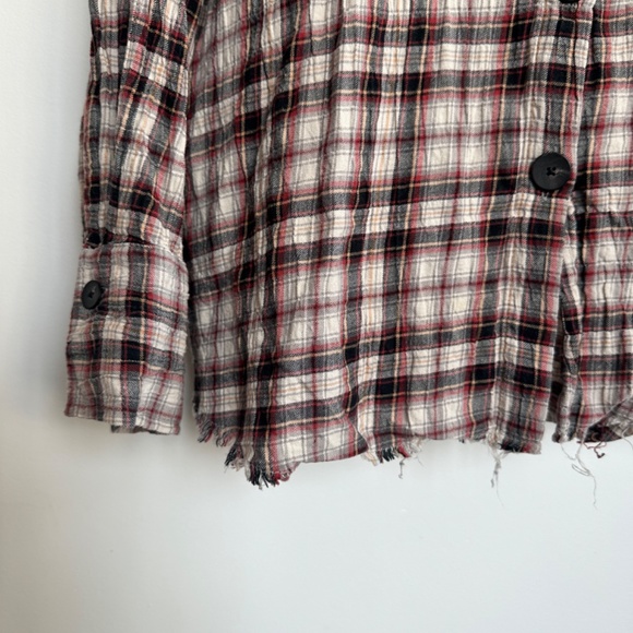 Plaid shirt - Picture 3 of 3